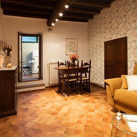 Theatrum Domus Pompei Apartment โรม ภายนอก รูปภาพ
