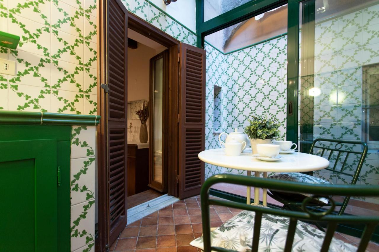 Theatrum Domus Pompei Apartment โรม ภายนอก รูปภาพ