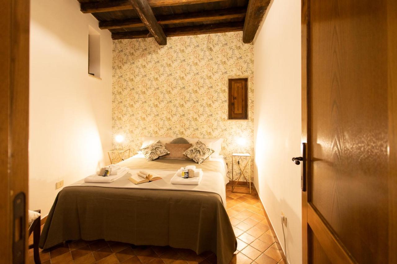 Theatrum Domus Pompei Apartment โรม ภายนอก รูปภาพ